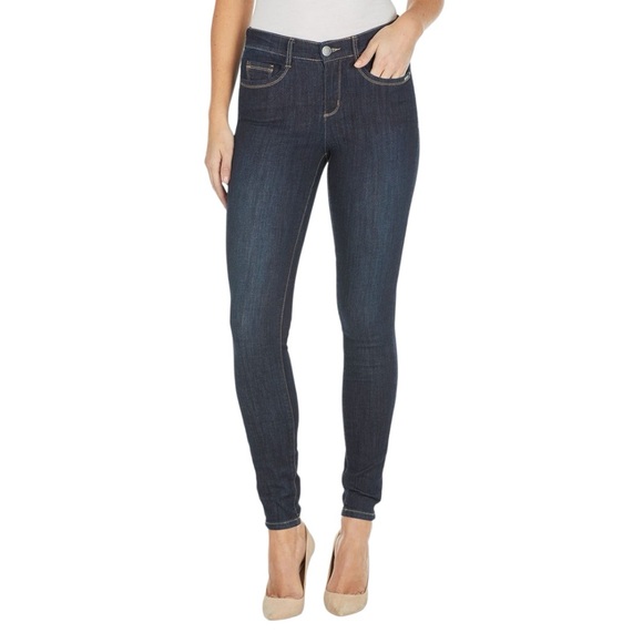 FDJ - French Dressing Jeans
Christina Slim Leg Size 8 - Stretch New With Tags - Picture 2 of 13